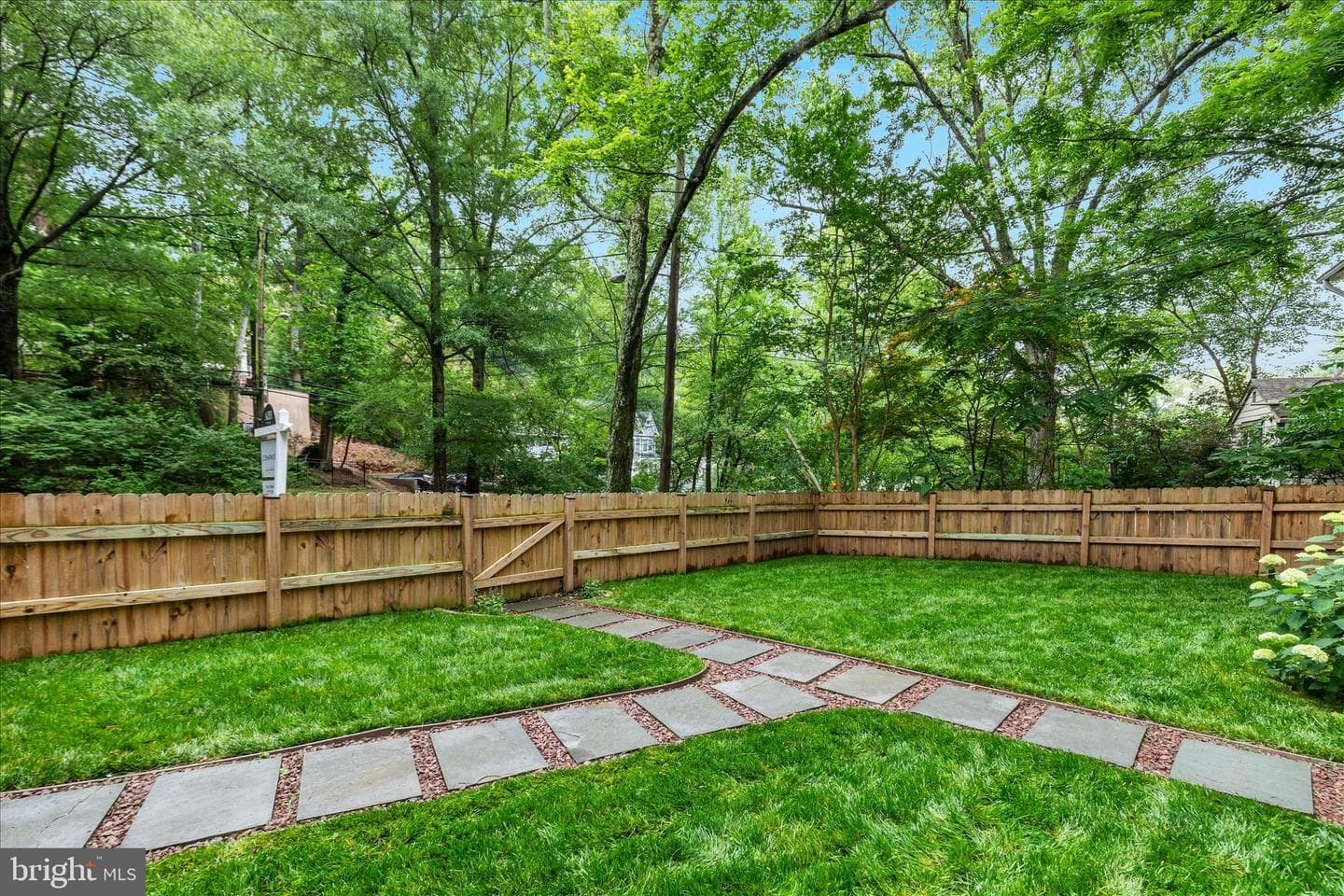 4111 Denfeld Avenue photo 3