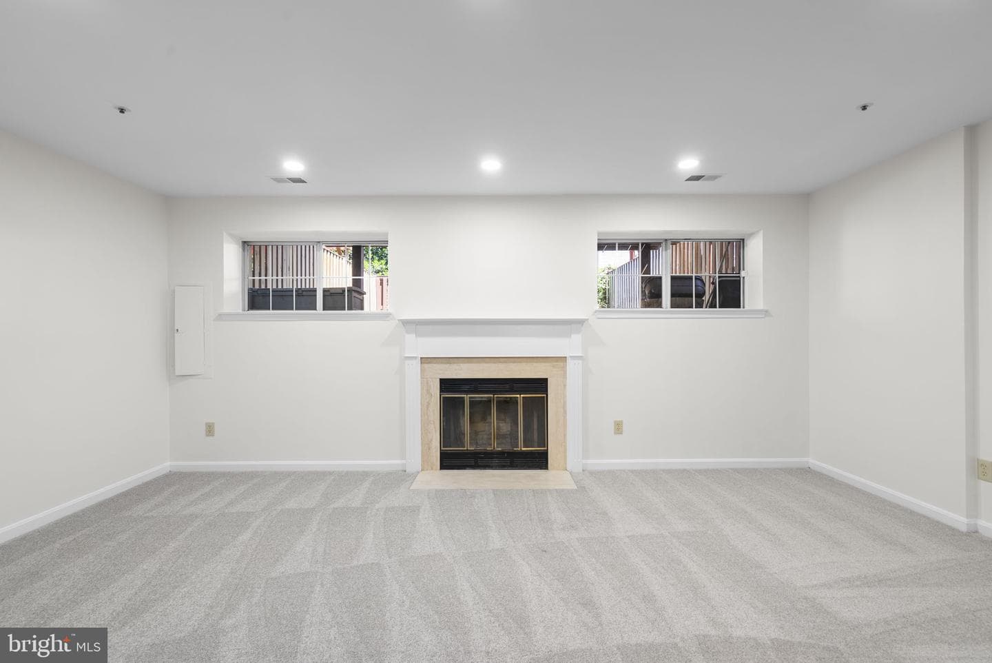 2040 Westchester Drive photo 34