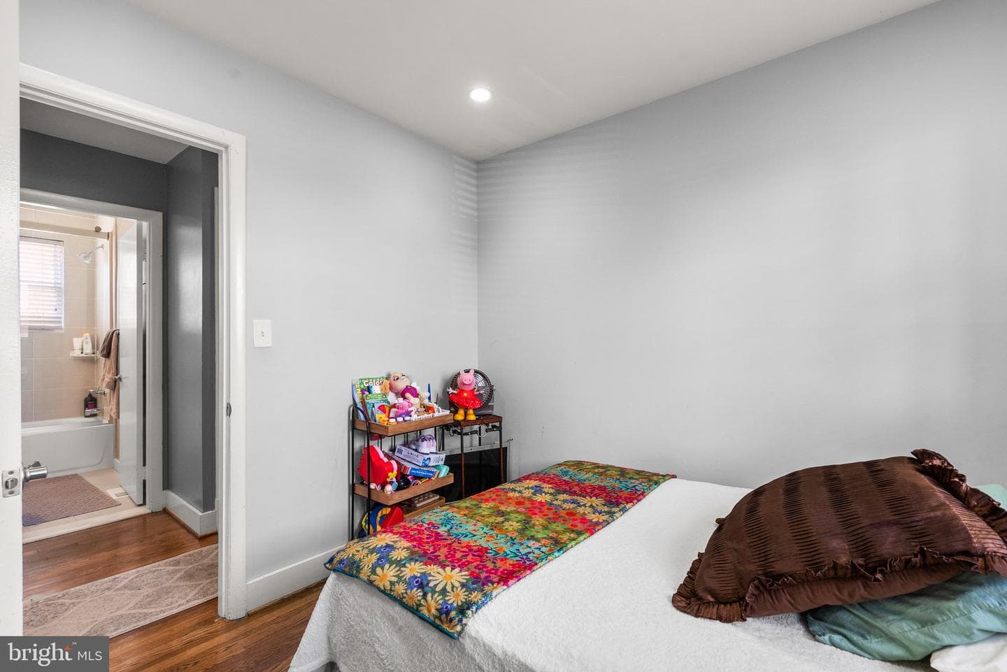 6401 Dorsey Road photo 32