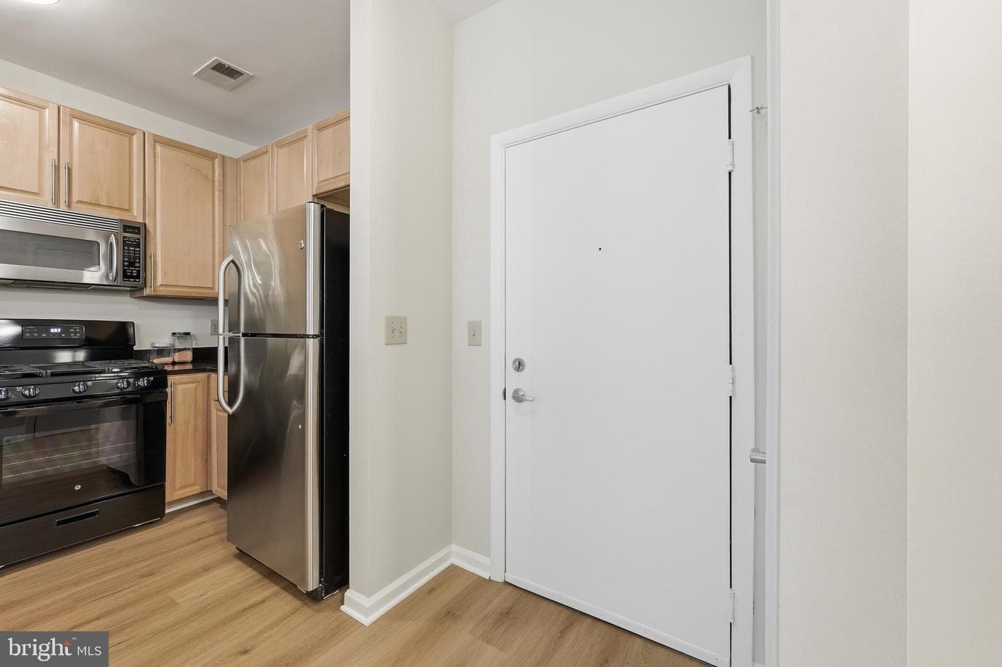 1201 E West Highway #332 photo 5