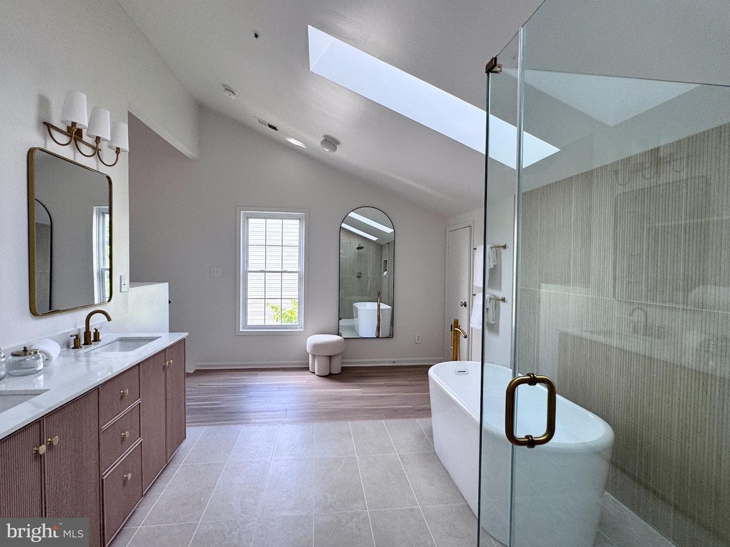 2045 Westchester Drive photo 27