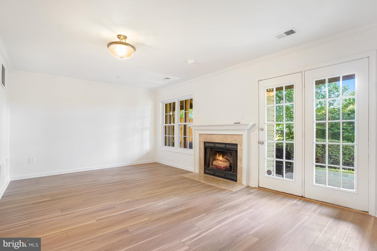 2045 Westchester Drive photo 29