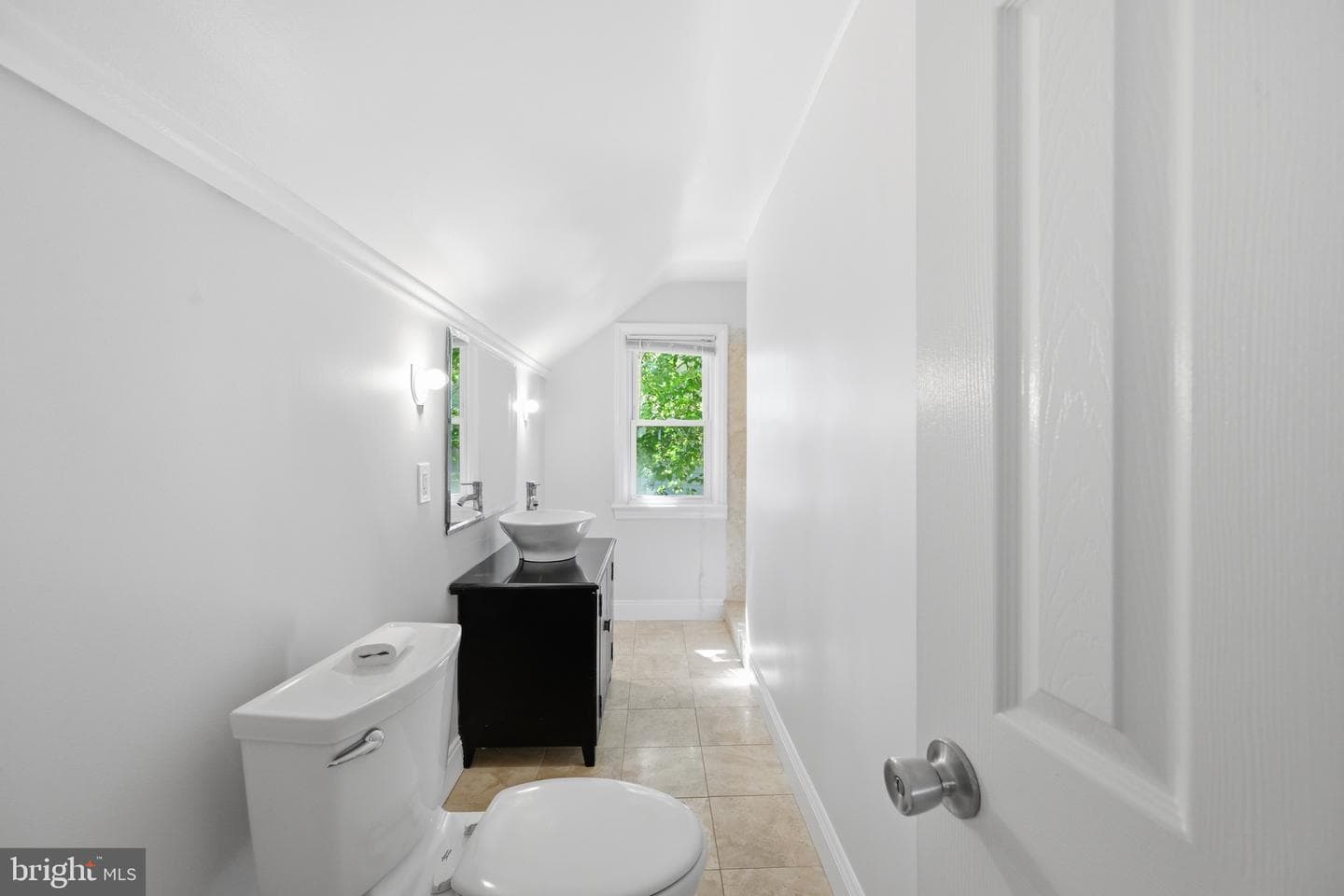 1011 Paul Drive photo 12