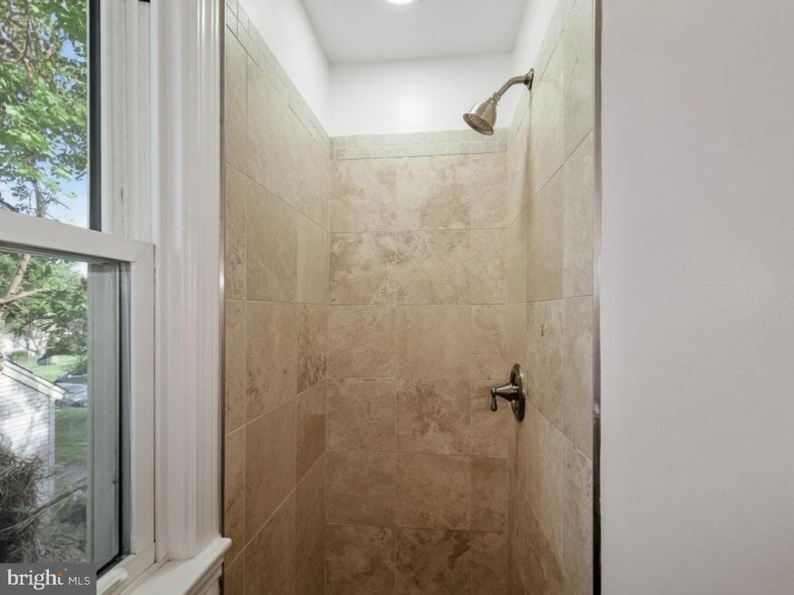 1011 Paul Drive photo 13