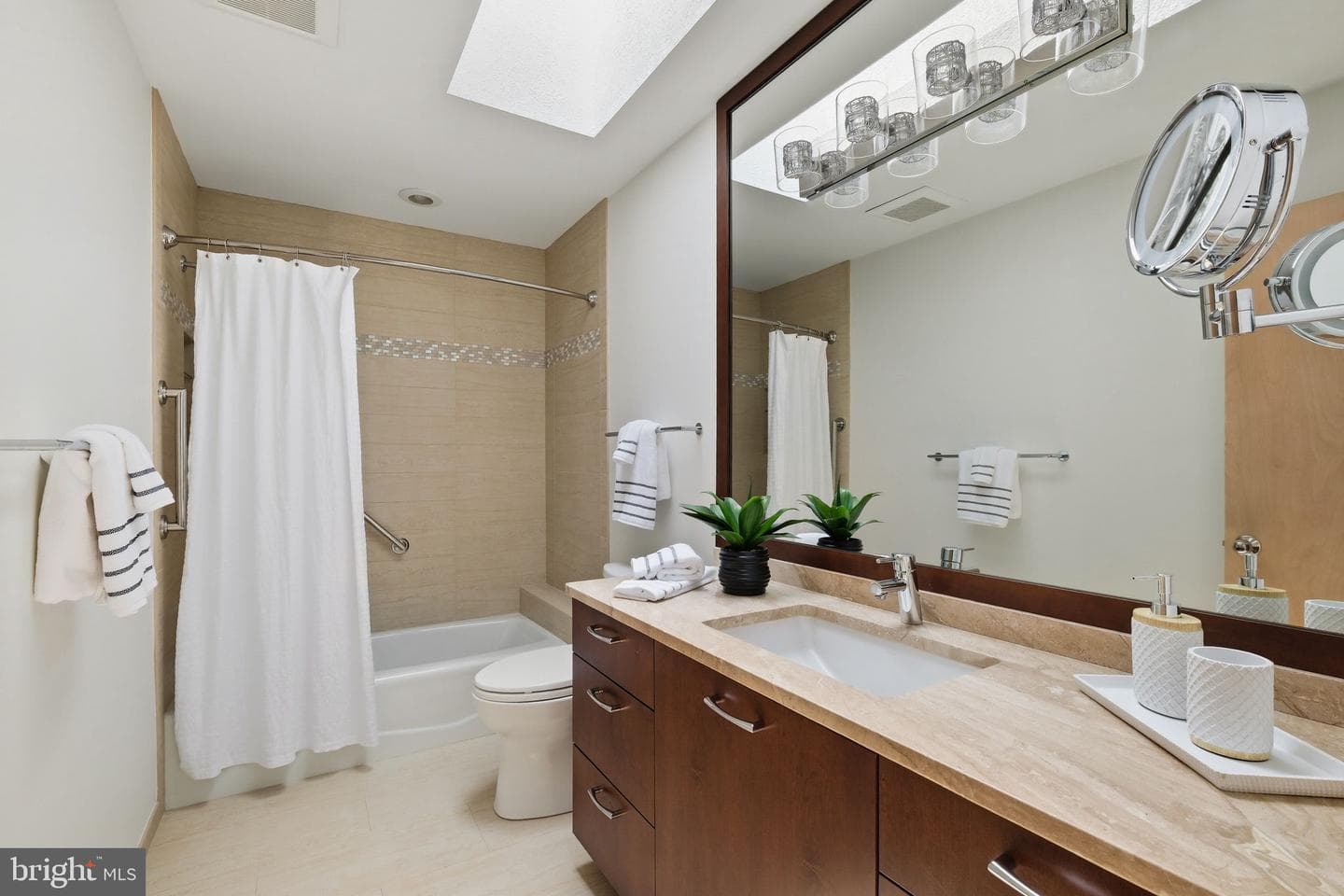11505 Le Havre Drive photo 29