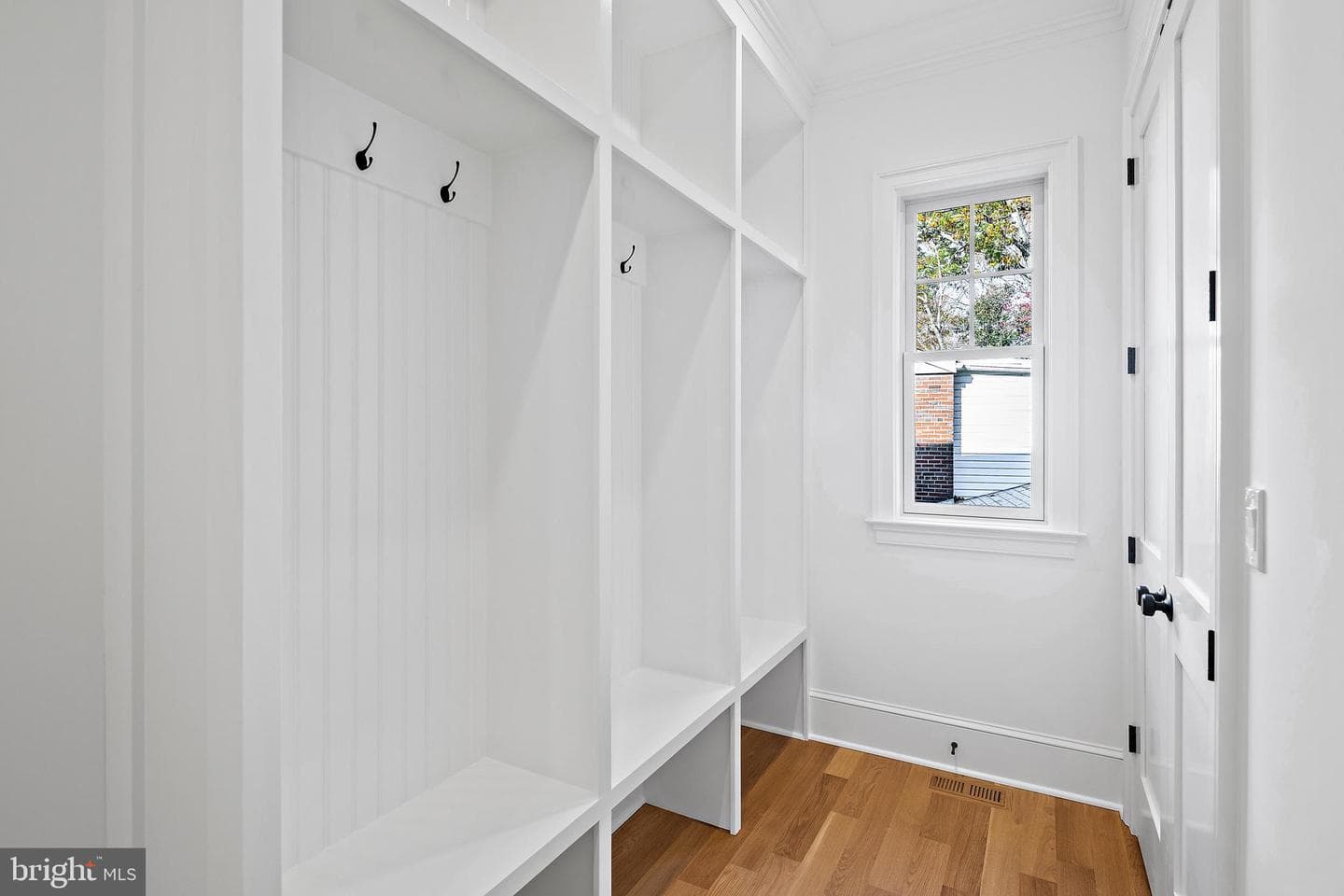 4511 Everett Street photo 13