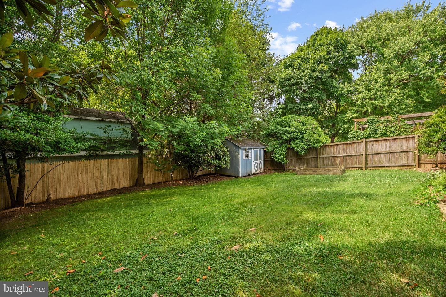 2110 Dayton Street photo 50
