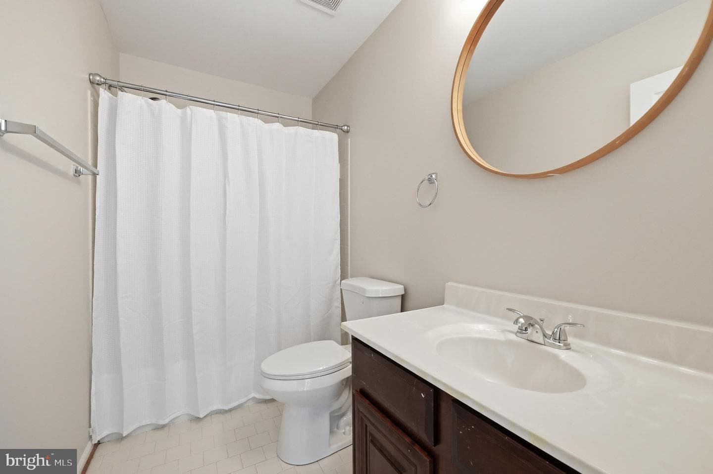 9609 Farmview Court photo 35