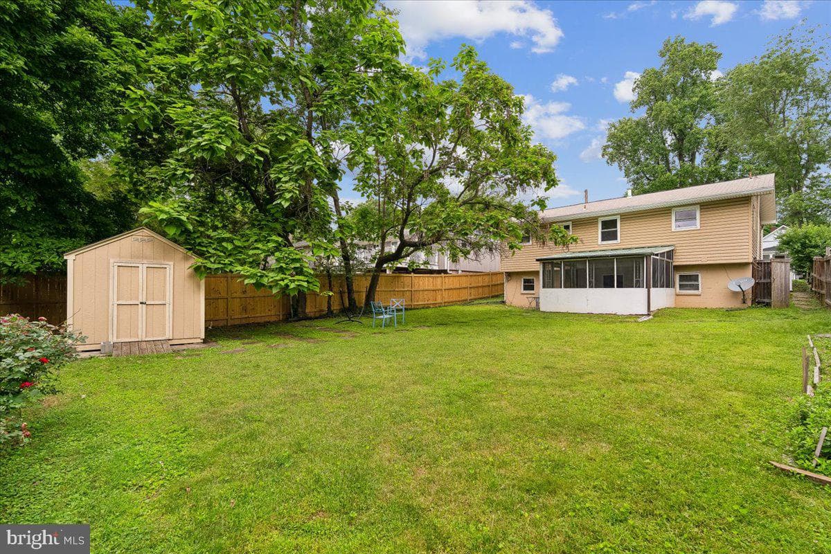 727 Grandin Avenue photo 3