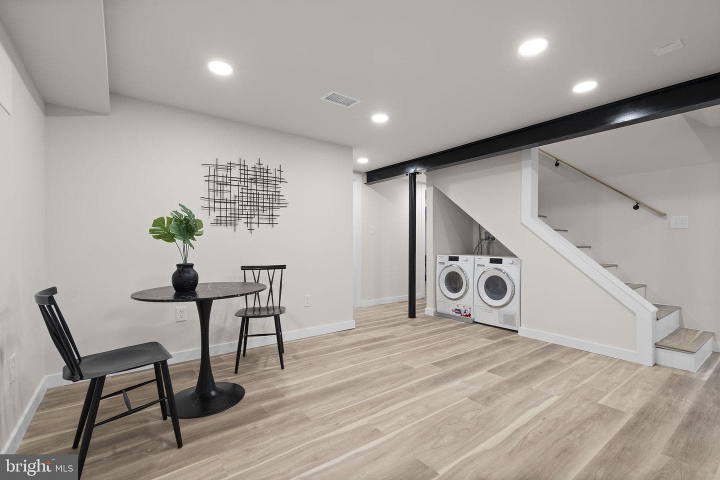 4304 Elizabeth Street photo 35