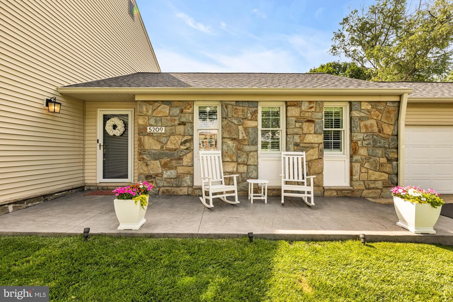 5209 Continental Drive photo 3