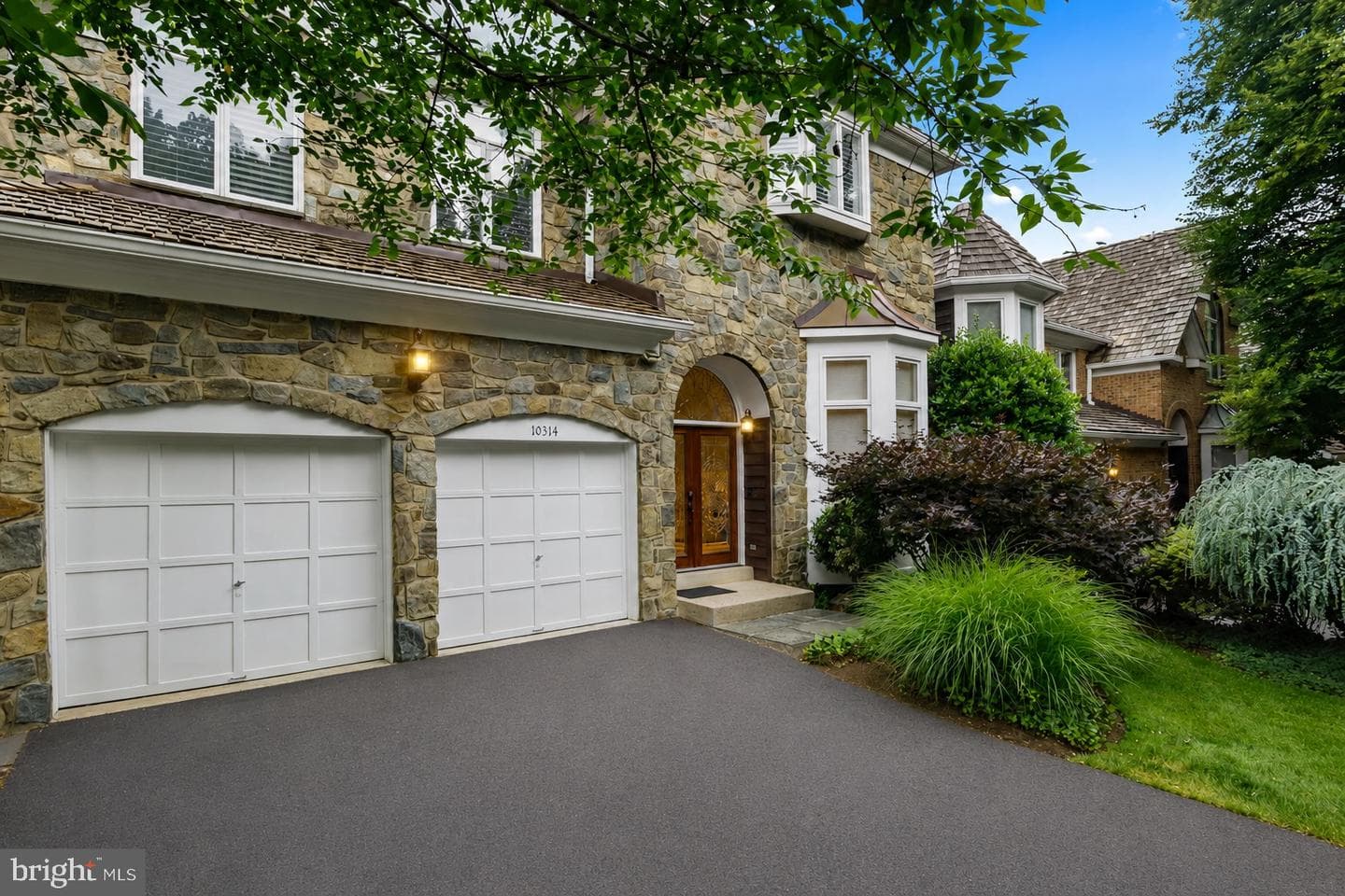 10314 Thornbush Lane photo 3