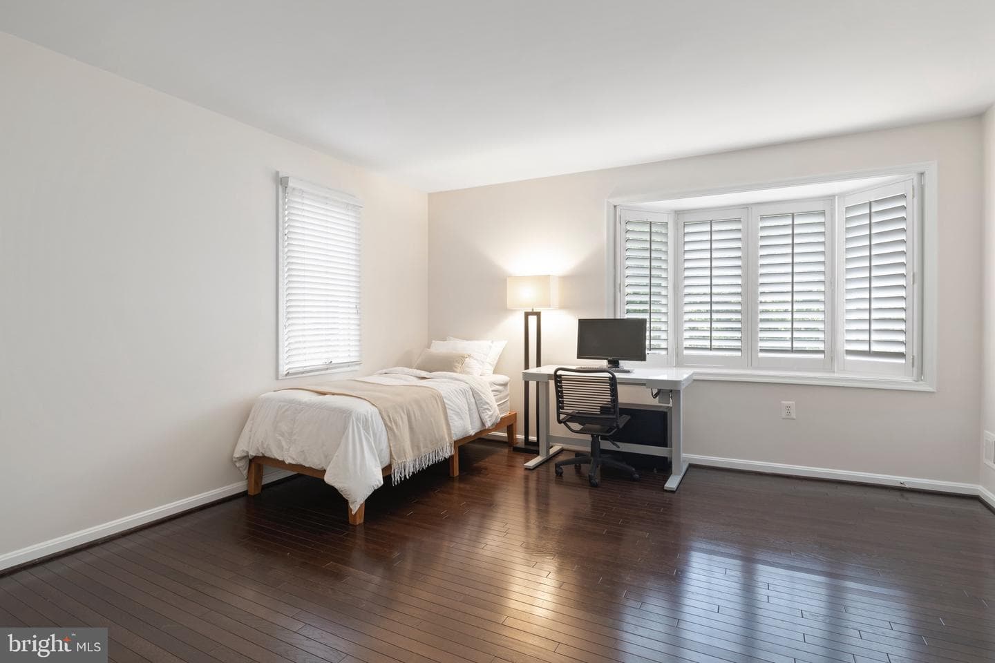 10314 Thornbush Lane photo 37