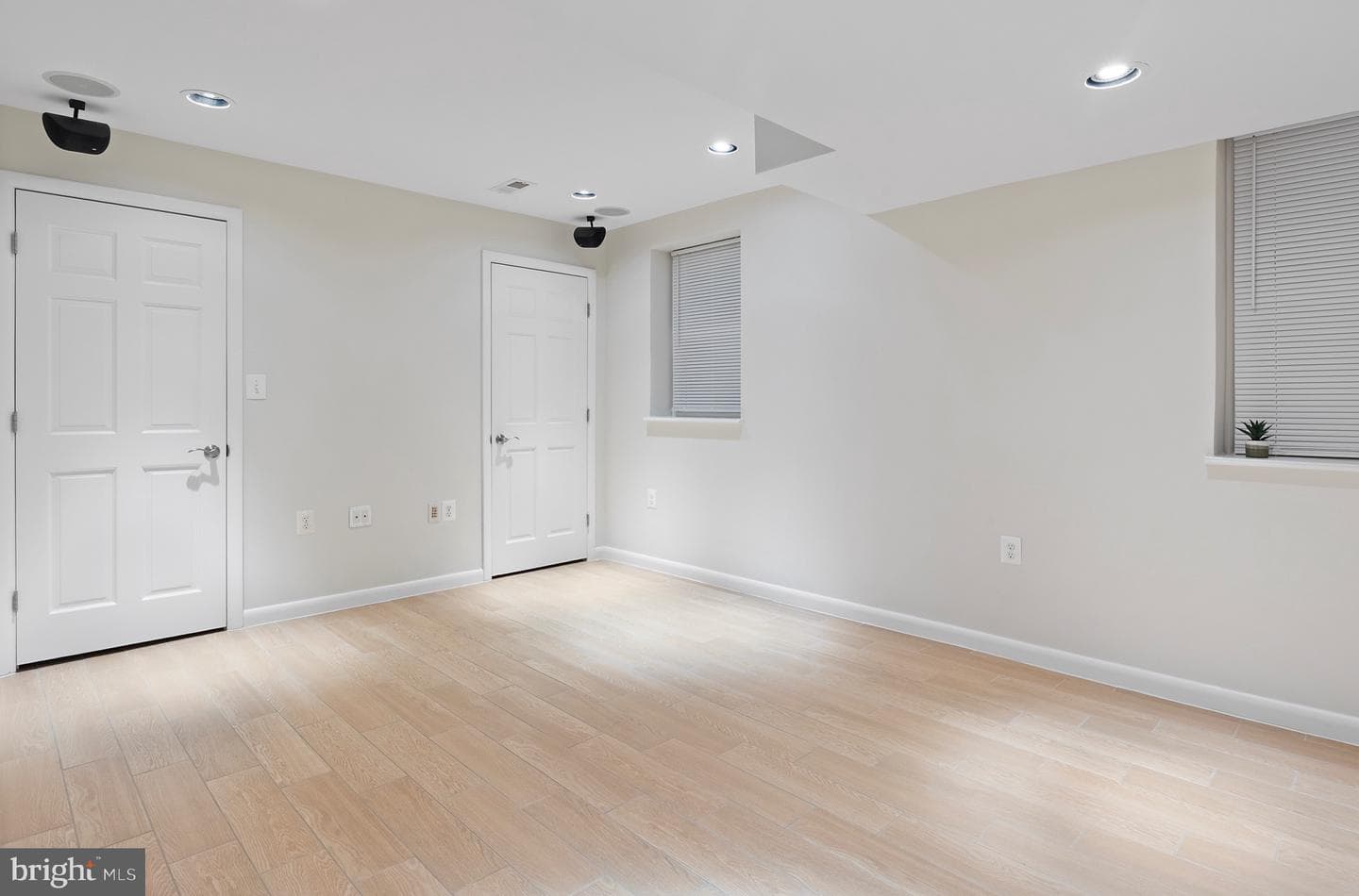 10314 Thornbush Lane photo 44