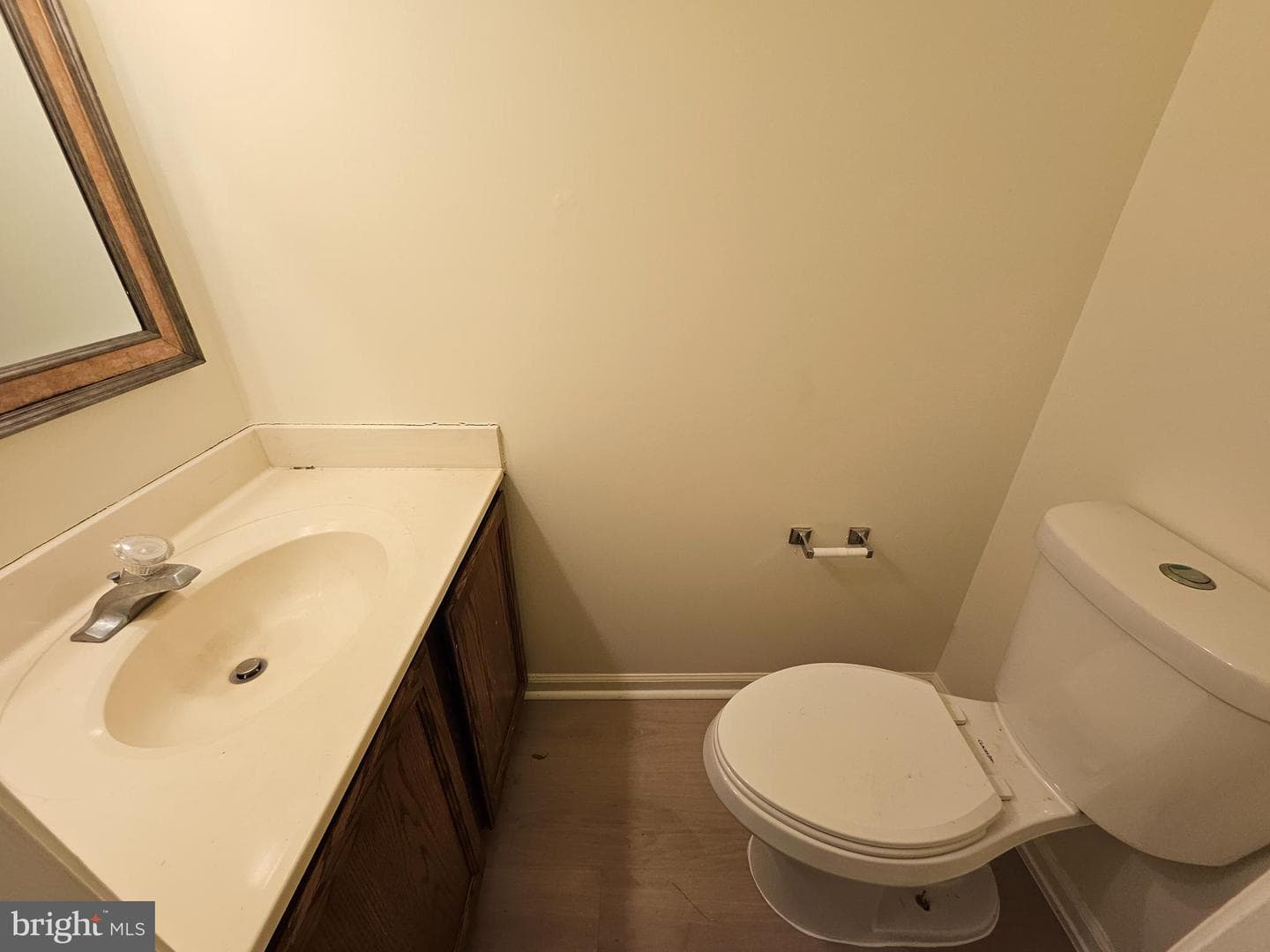 47 Gas Light Court photo 13