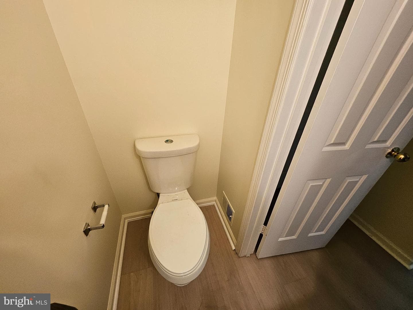 47 Gas Light Court photo 14