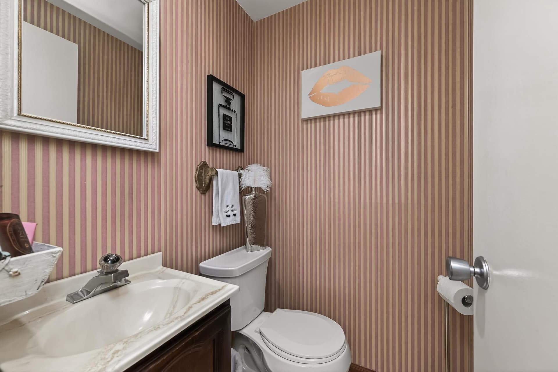 10212 Kindly Court photo 19