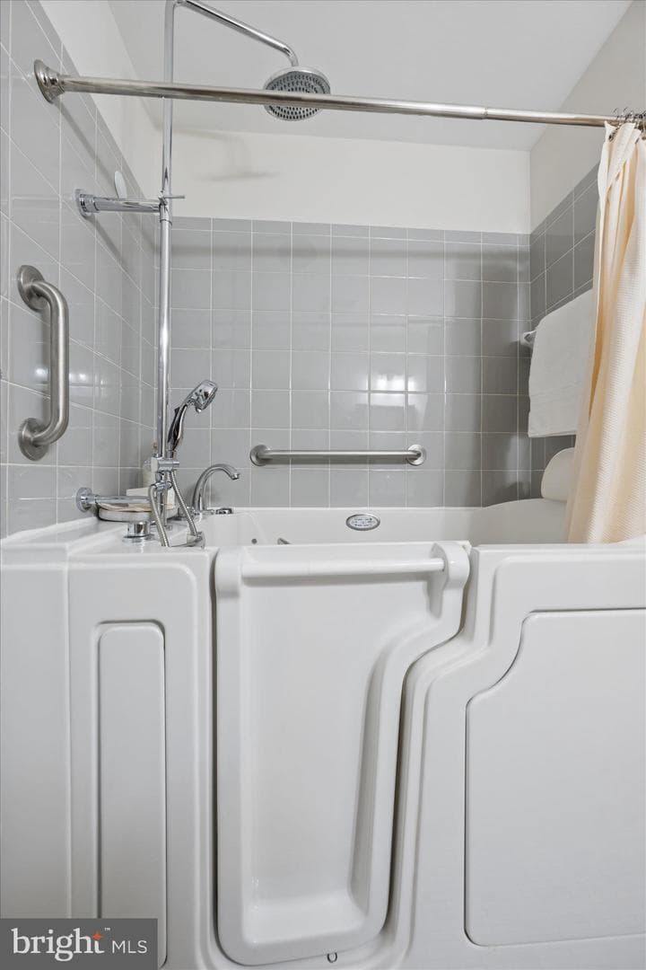 4711 Miltfred Terrace photo 42