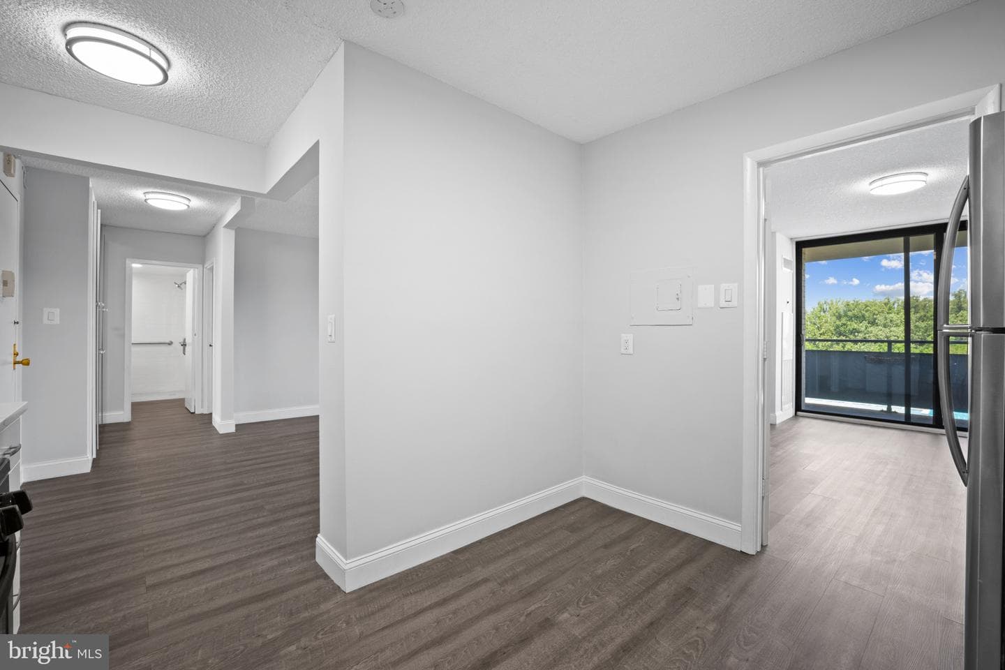 5225 Pooks Hill Rd # 321S photo 7
