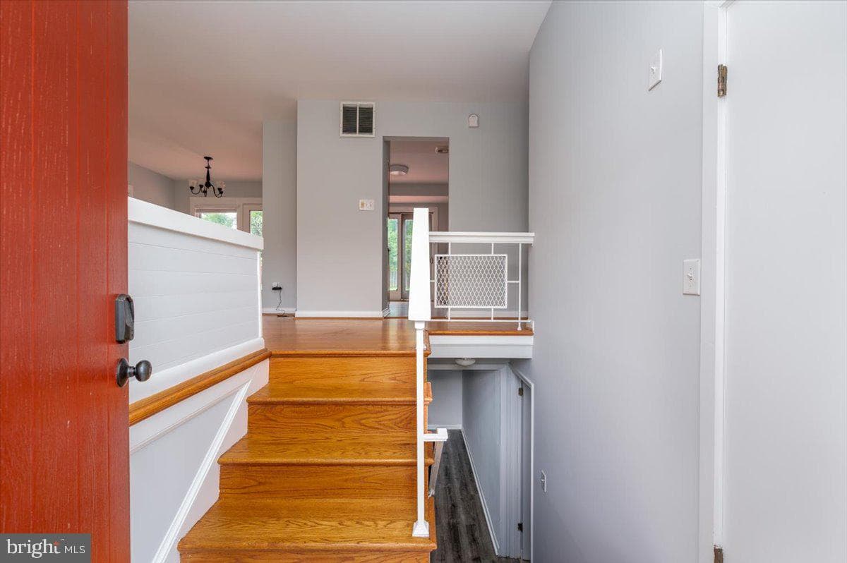 15617 Allnutt Ln photo 7