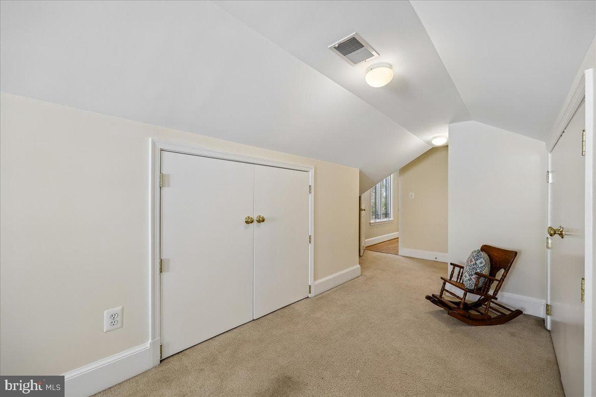 5735 Bradley Boulevard photo 64