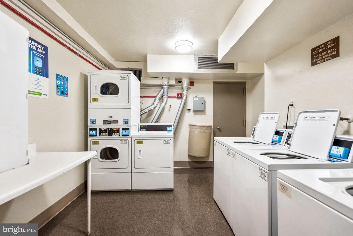 5225 Pooks Hill Road #303s photo 16