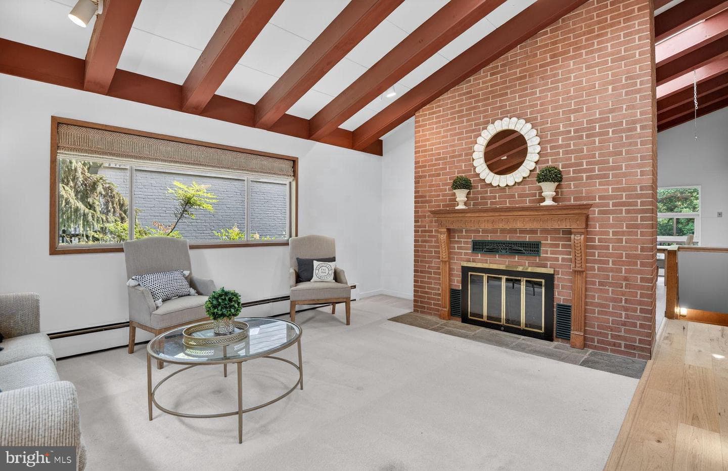 10206 Frederick Avenue photo 4