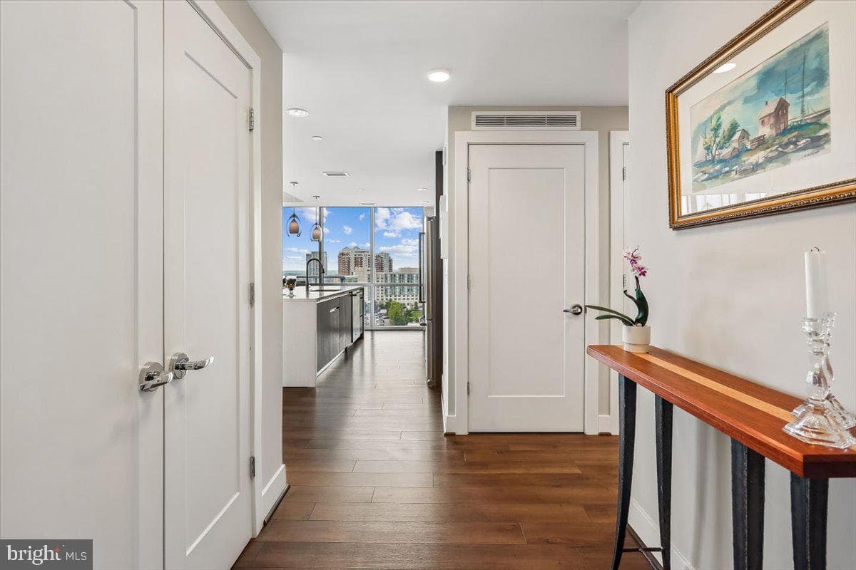 930 Rose Avenue #1511 photo 7