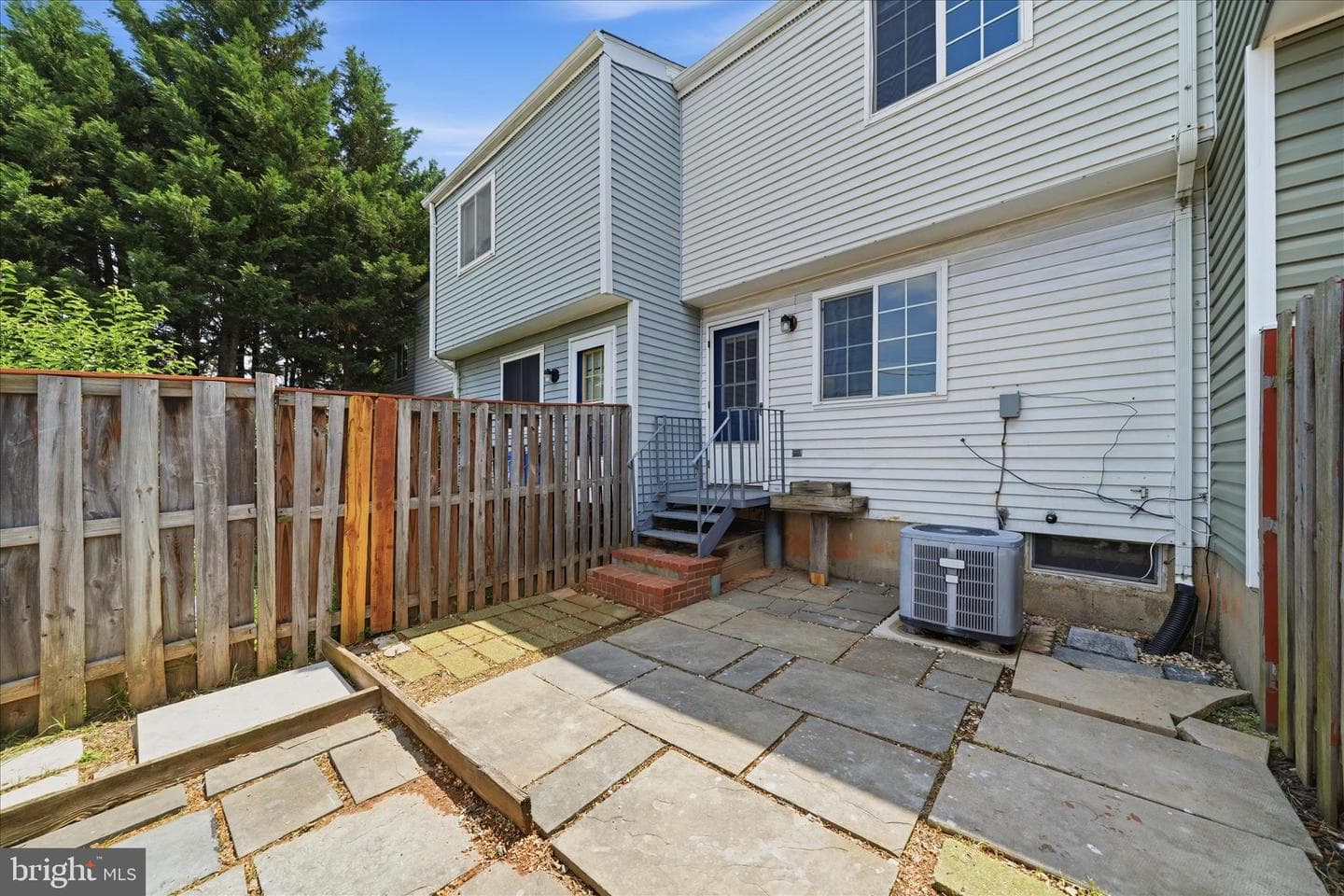 2807 Shepperton Terrace photo 73