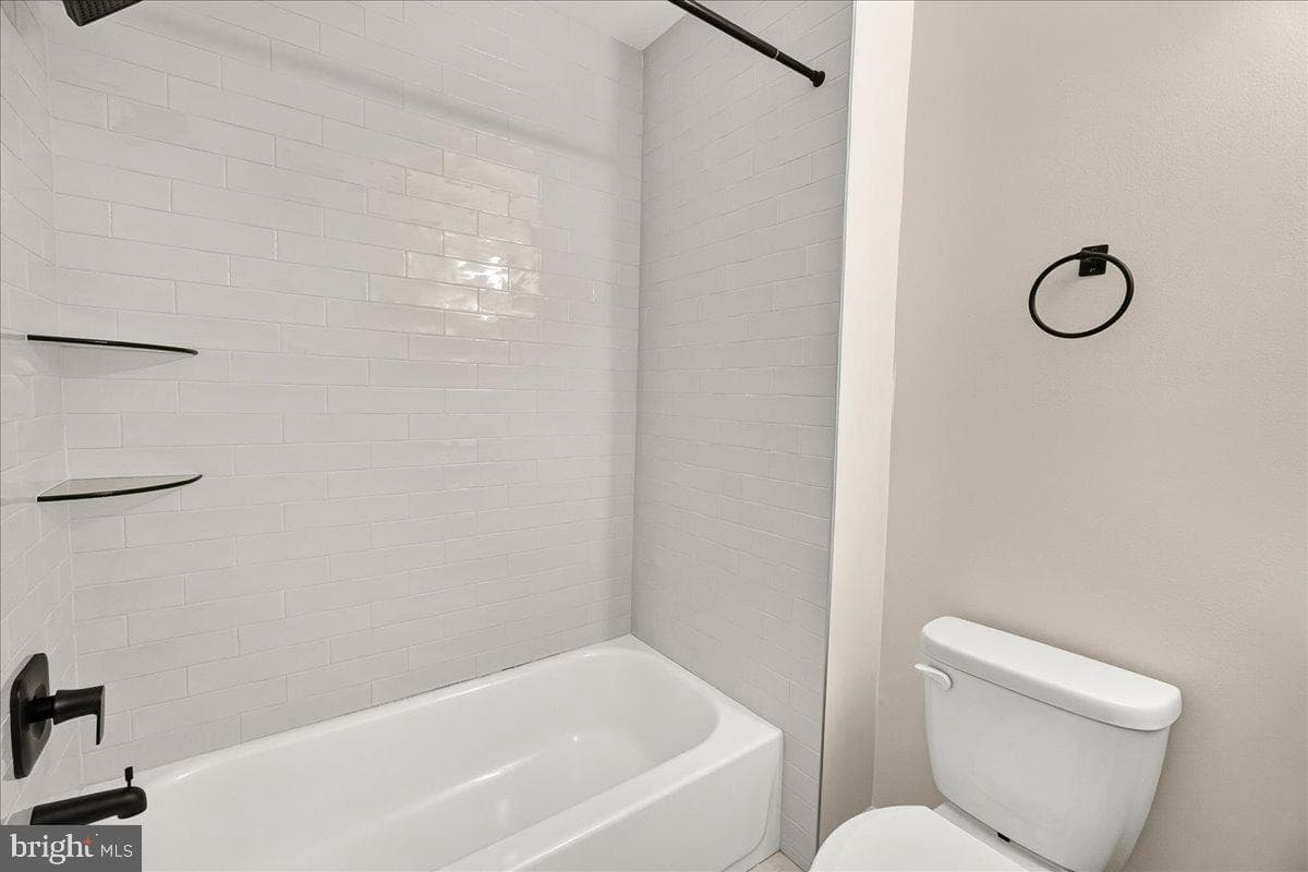 9915 Ridgeline Drive photo 23