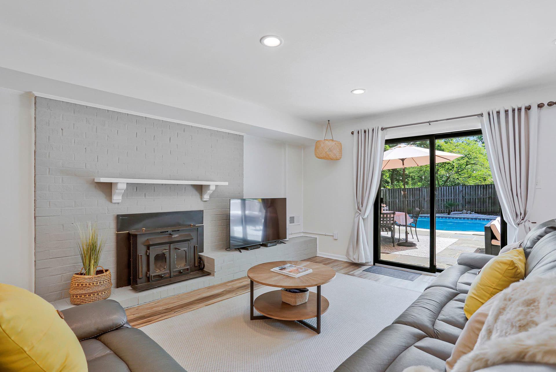 11117 Whisperwood Lane photo 16