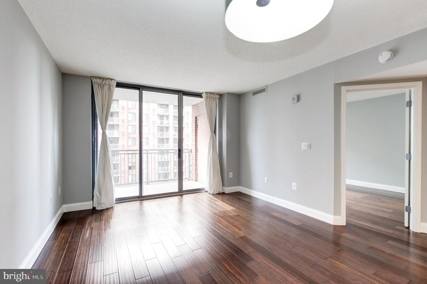 11710 Old Georgetown #909 photo 5