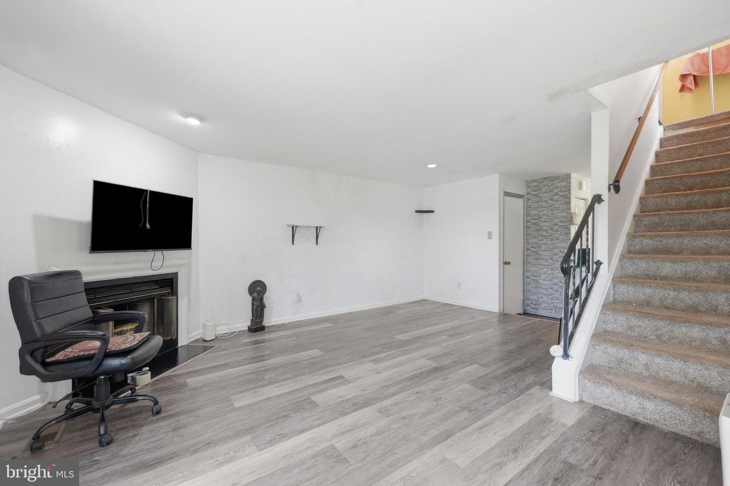 8700 Ravenglass Way photo 6