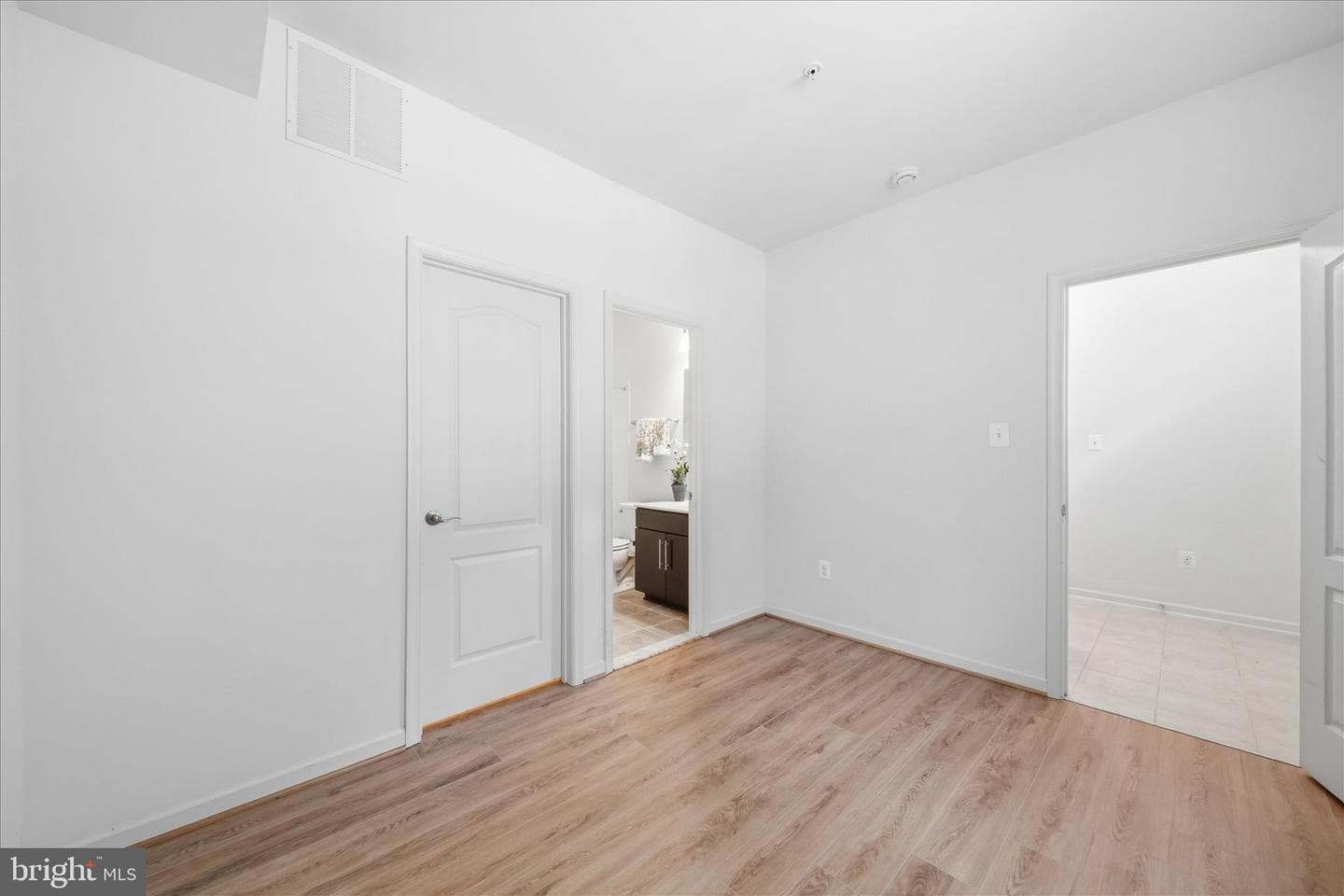 3548 Woodlake Drive #21 photo 6
