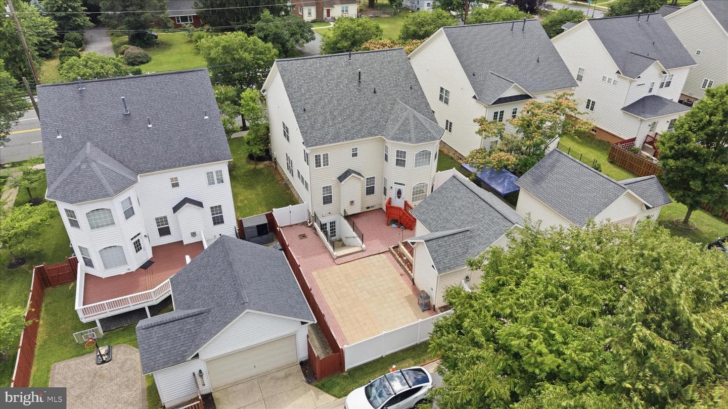 23121 Frederick Road photo 46