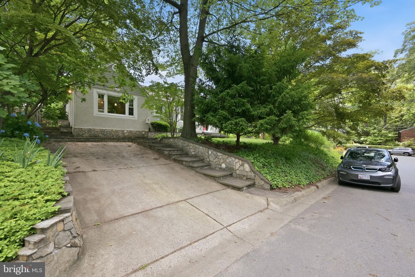 8703 Reading Road photo 26