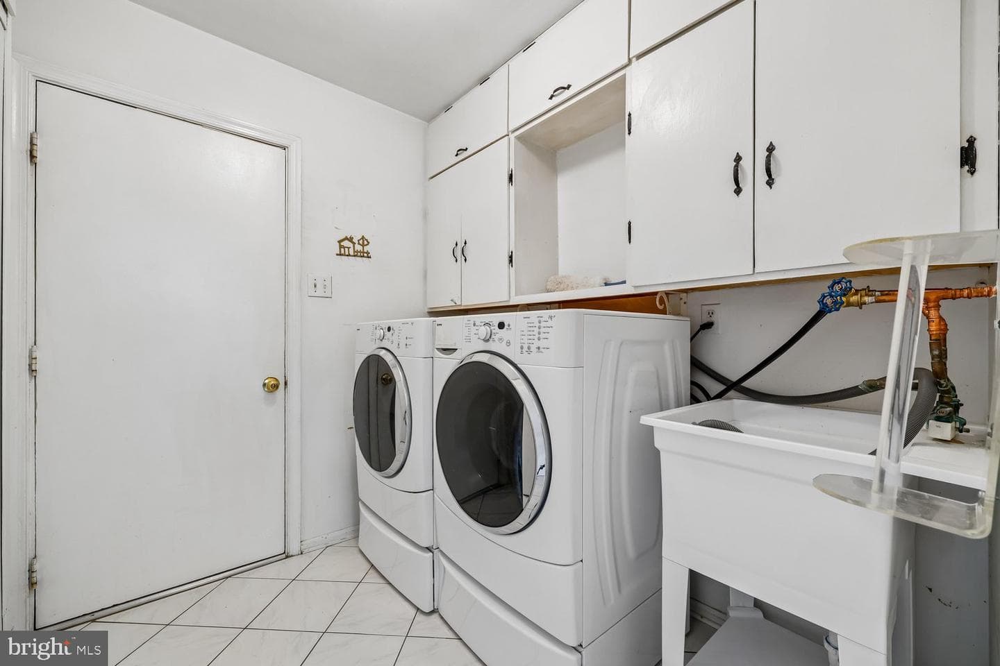 9720 Wilden Lane photo 32