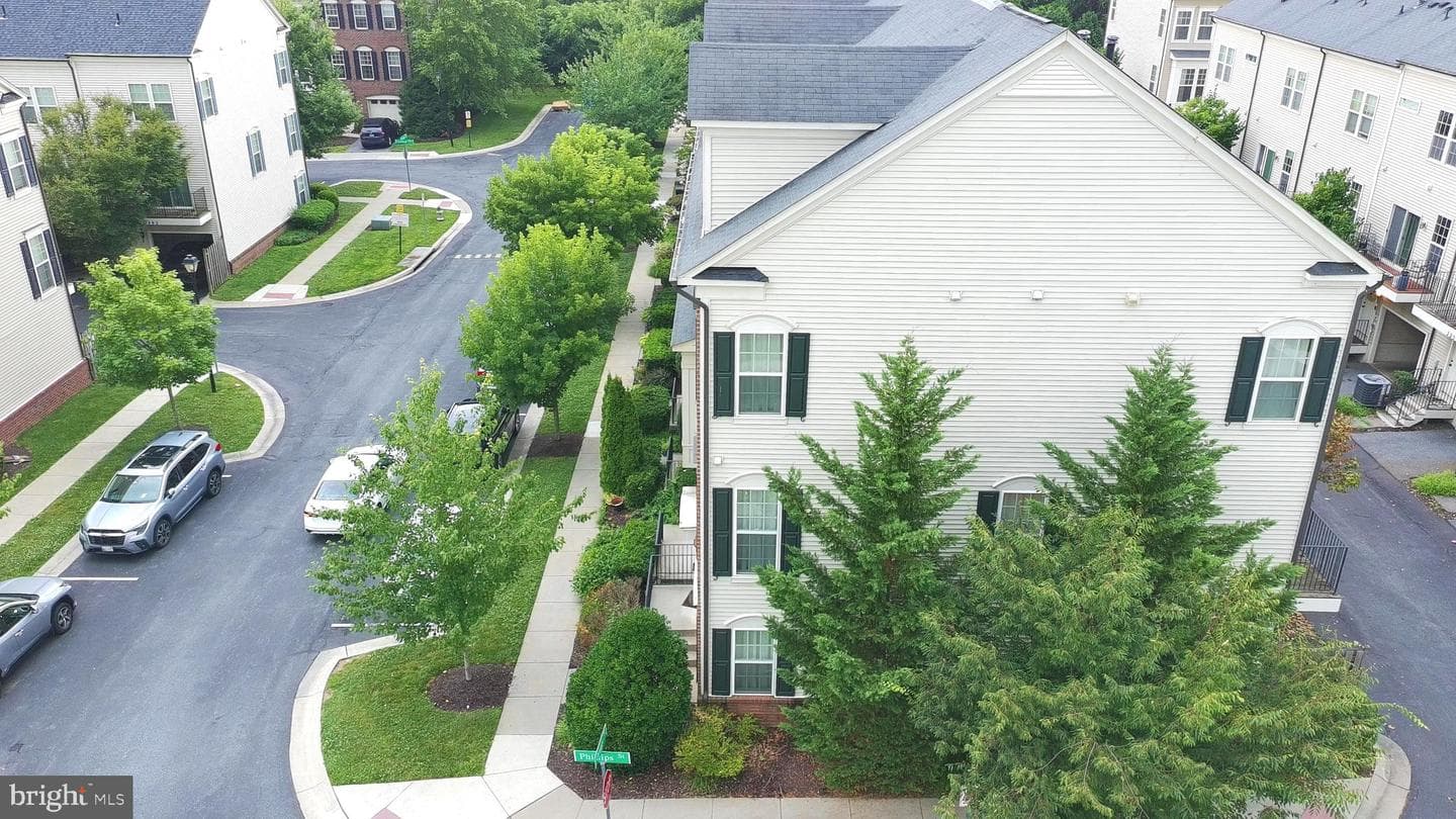 13263 Orsay Street #607 photo 40