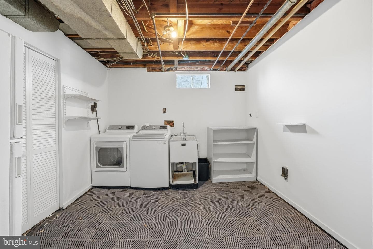 10617 Gatewood Avenue photo 36