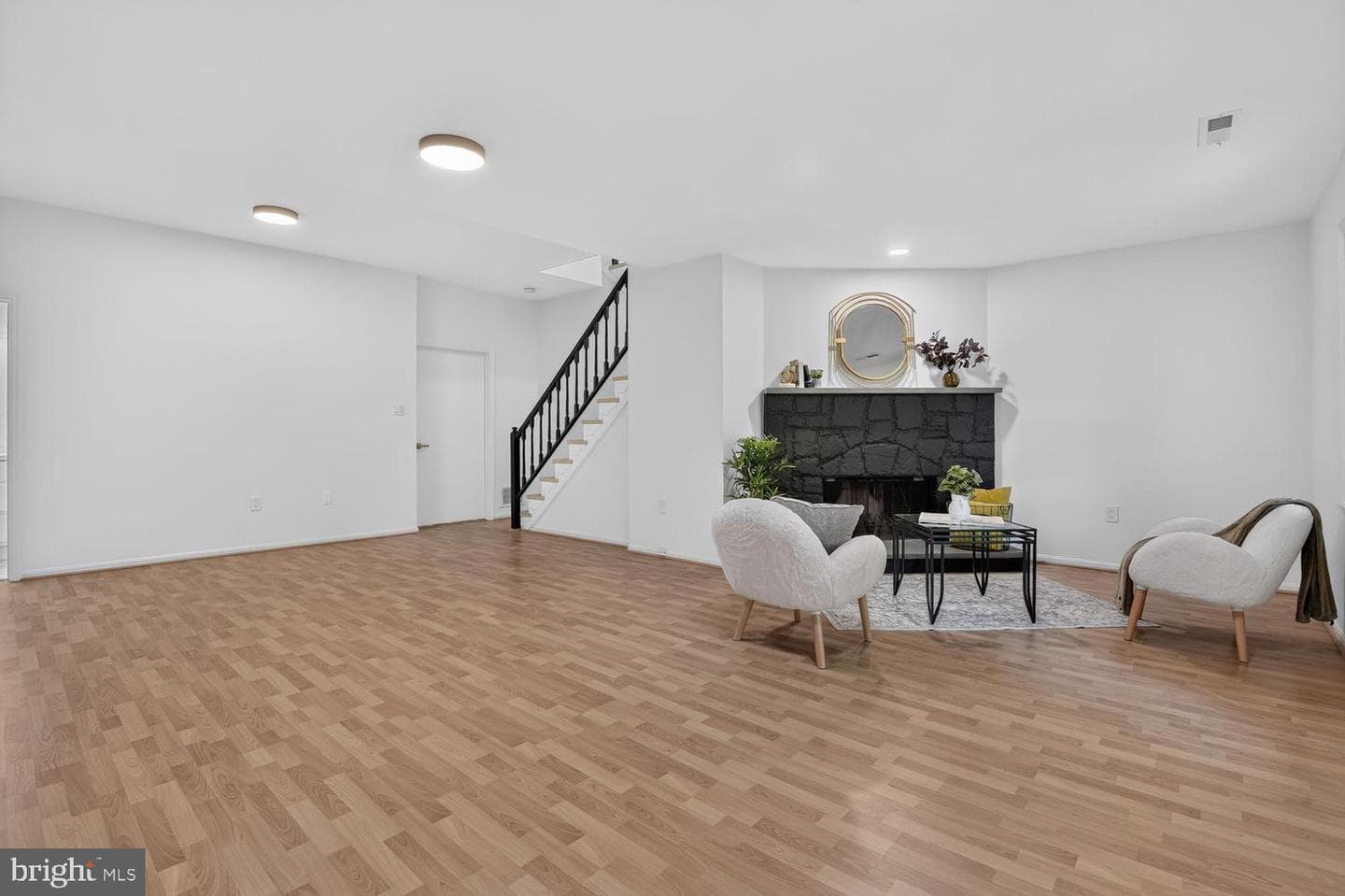 7623 Heatherton Lane photo 25