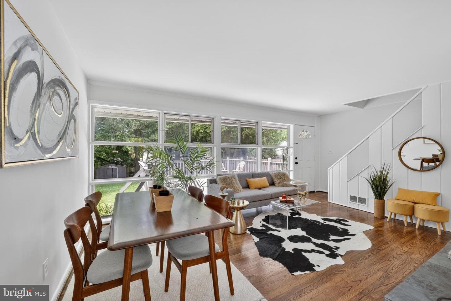 519 Calvin Lane photo 3