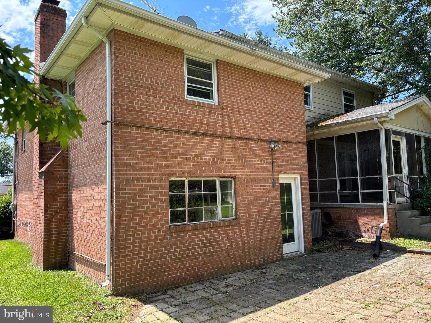 906 Venice Drive photo 2