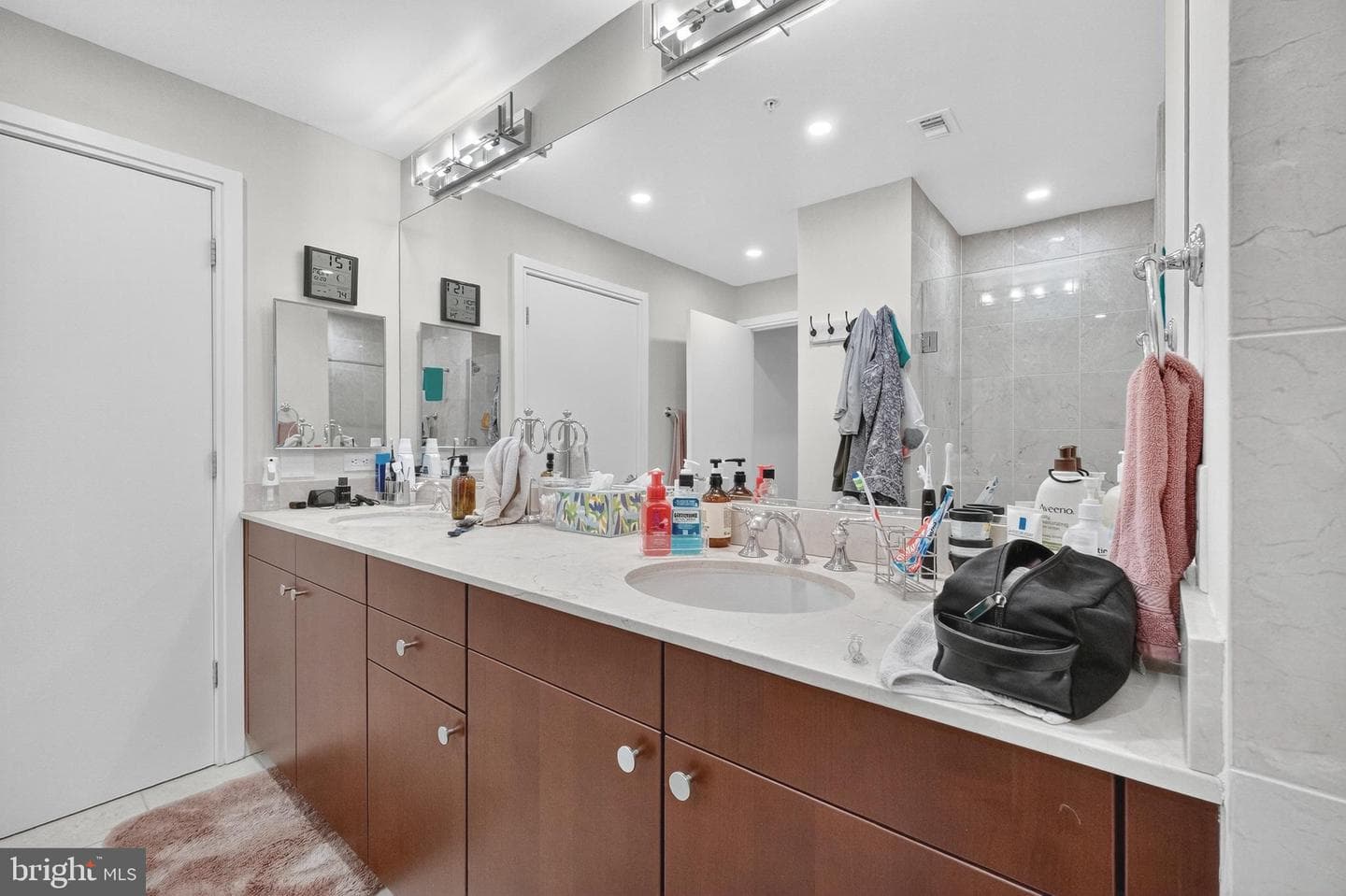 6820 Wisconsin Avenue #4006 photo 21