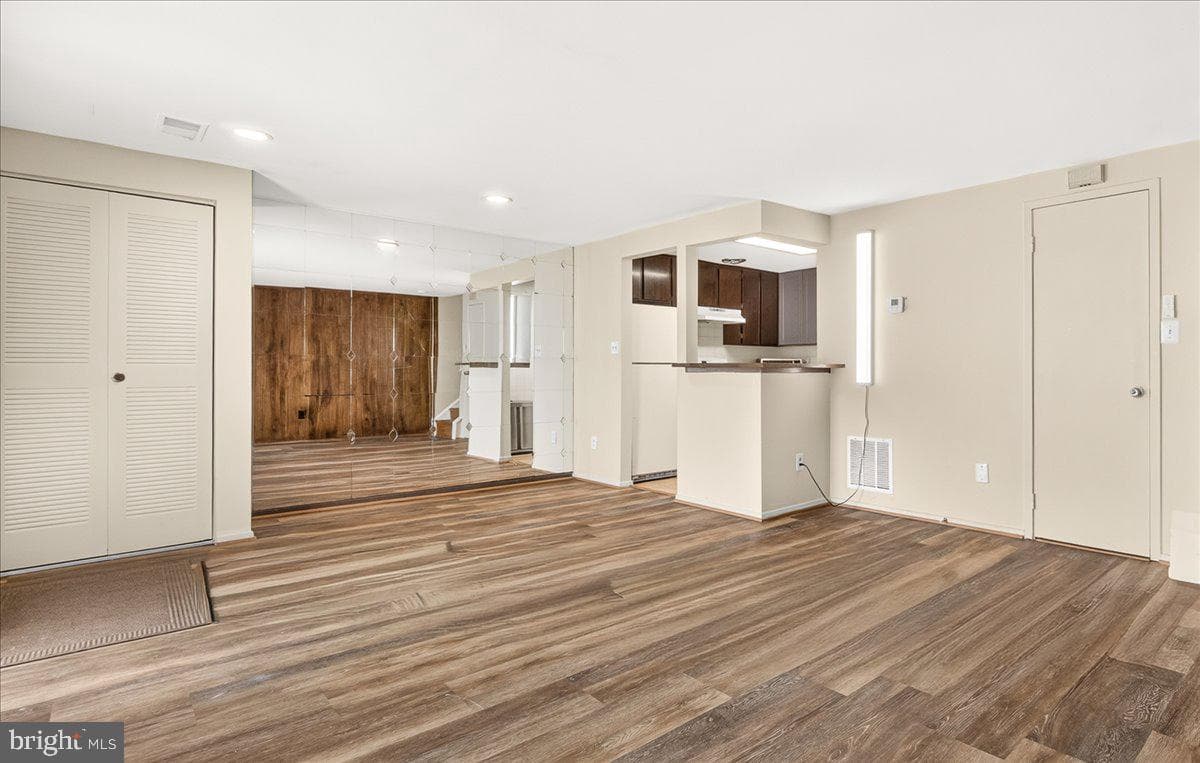 9668 Brassie Way photo 3