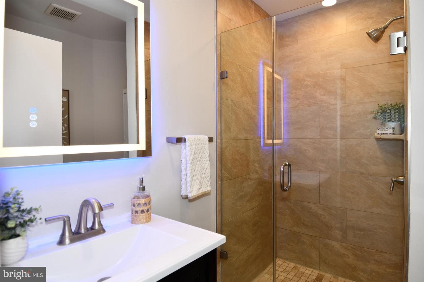 3401 Oberon Street photo 21