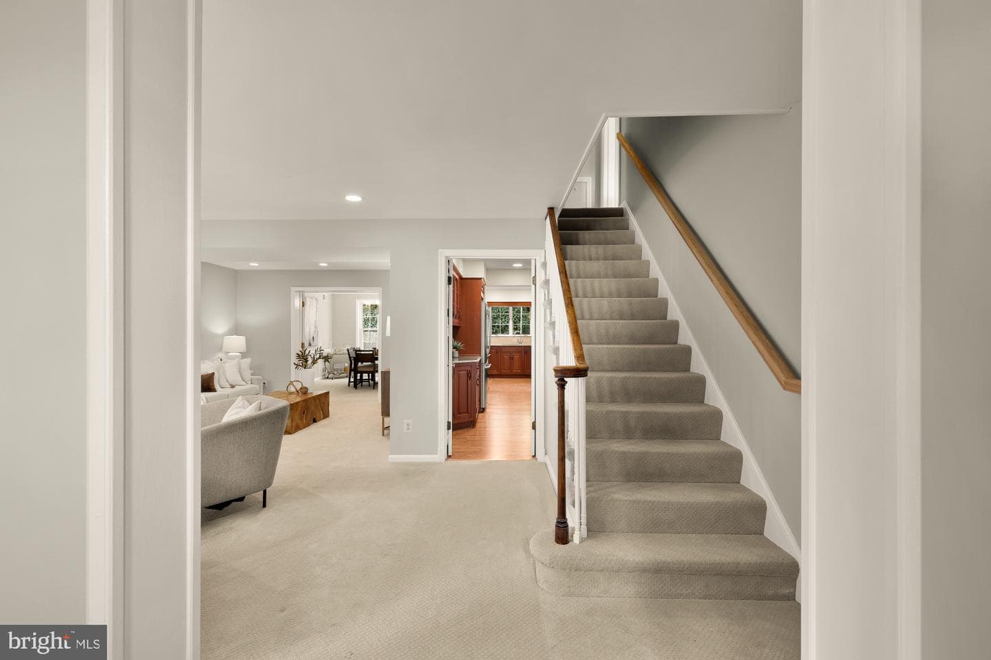 7822 Moorland Lane photo 3