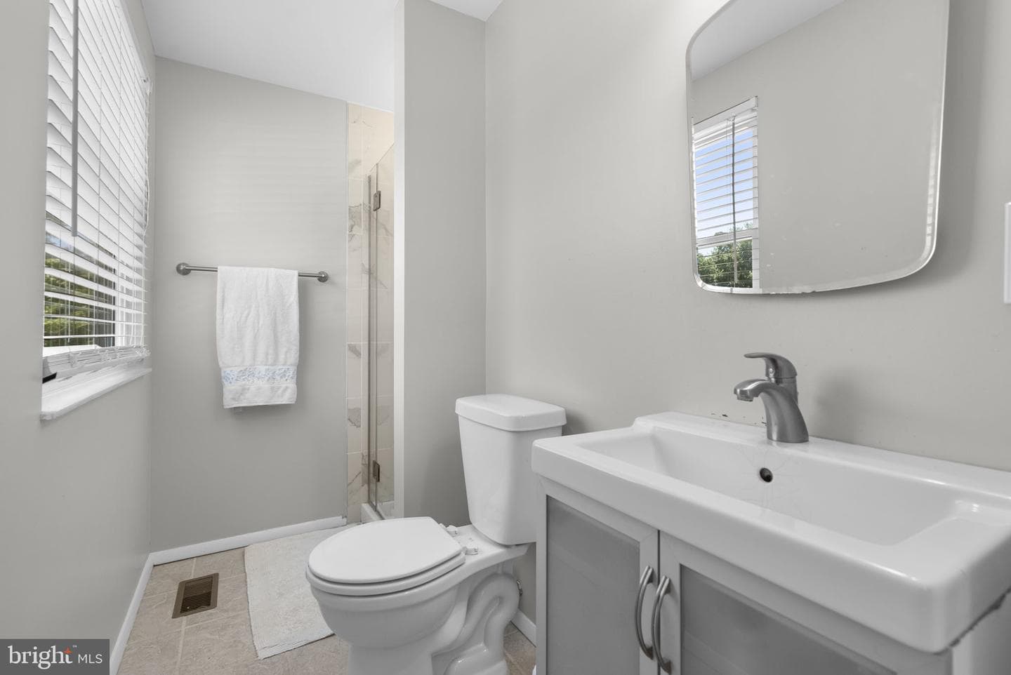 16716 Sioux Lane photo 13