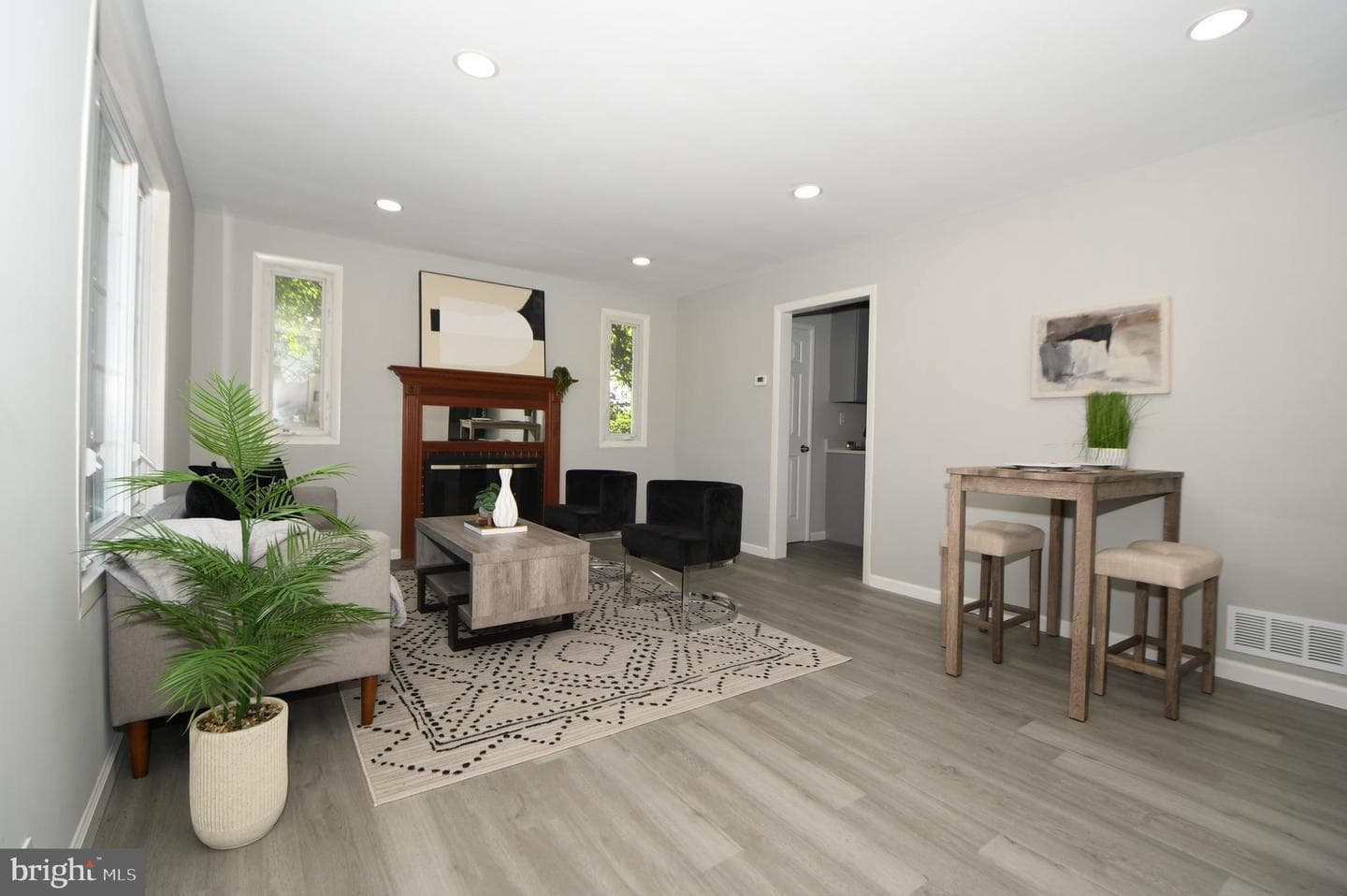 3506 Harrell Street photo 14
