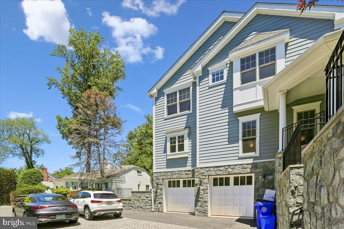 7800 Radnor Road photo 81