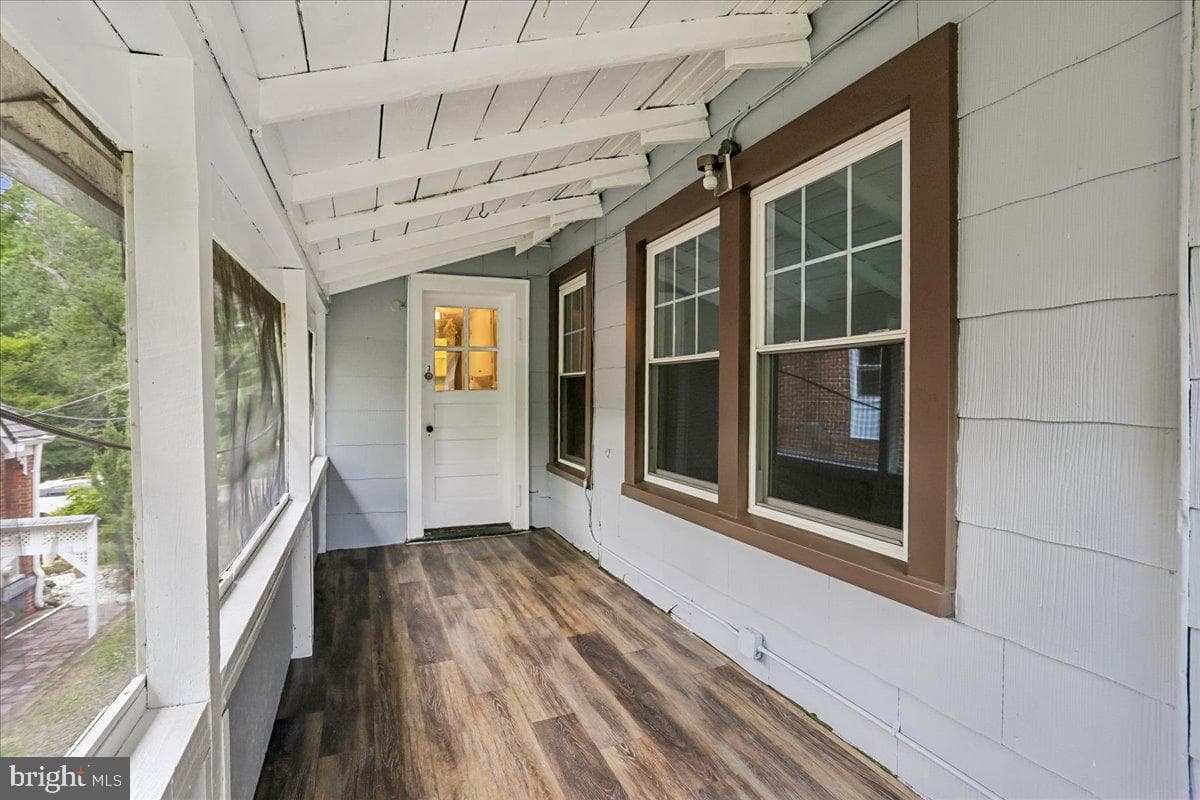 315 Circle Avenue photo 49